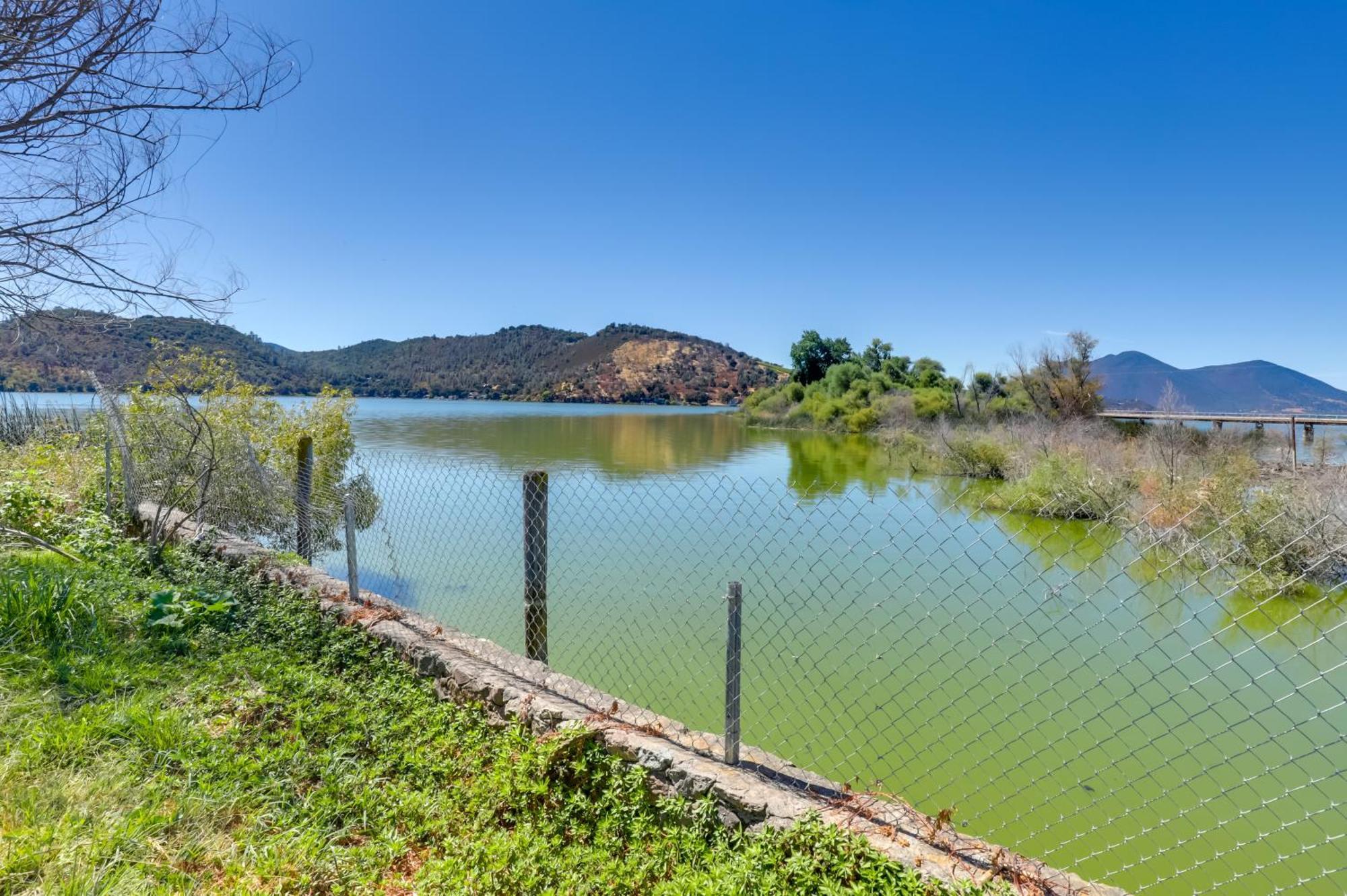 End Unit With Clear Lake Access In Norcal! Daire Clearlake Dış mekan fotoğraf